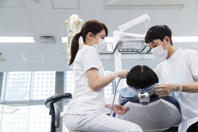 歯科医院で人材不足が引き起こされる原因と3つの解決法